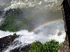 Iguazu watervallen met regenboog